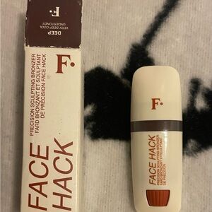 Face Hack Precision Sculpting Bronzer - Deep Brown